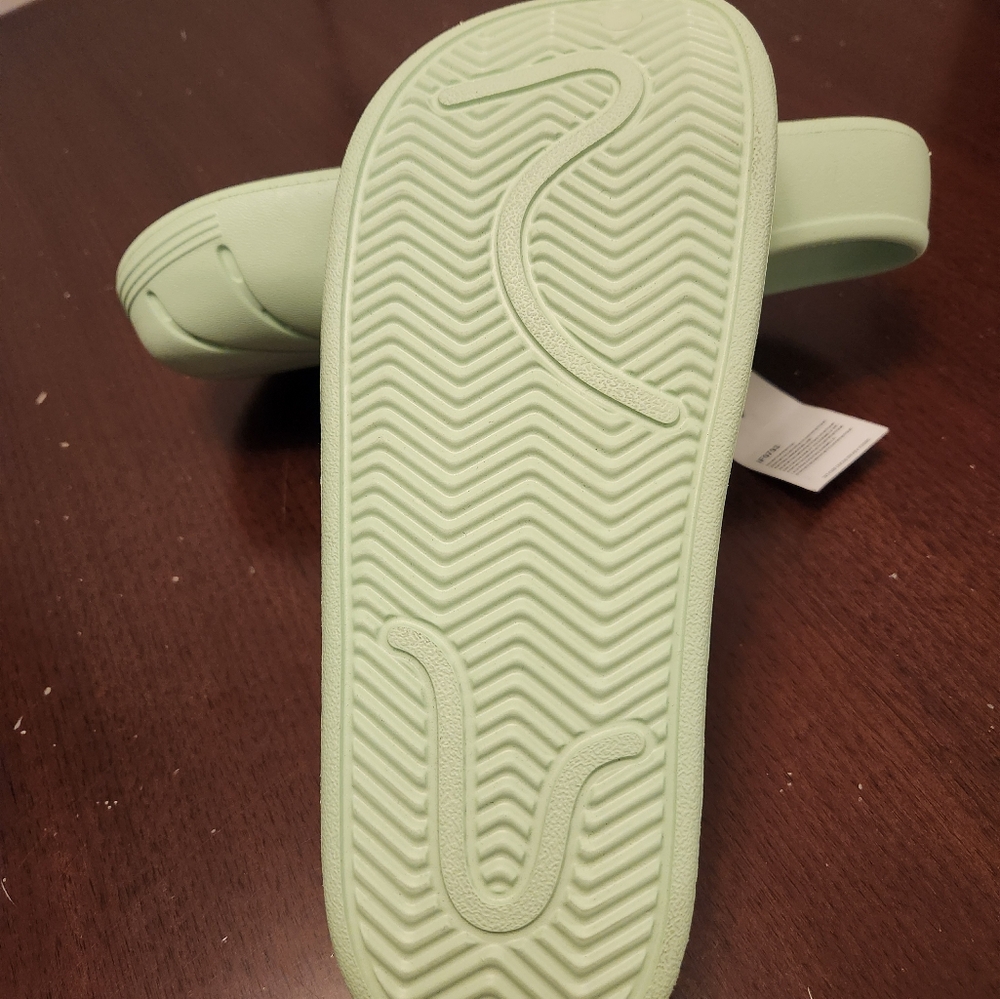 Adidas Adilette clogs - Picture 3 of 9